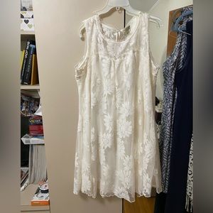 White dress worn once xl